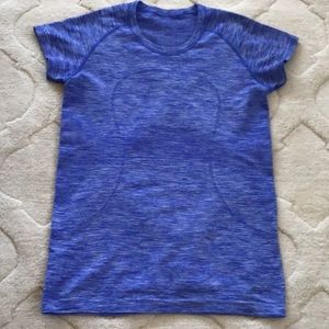 Lululemon Swiftly Tech Short Sleeve size 8